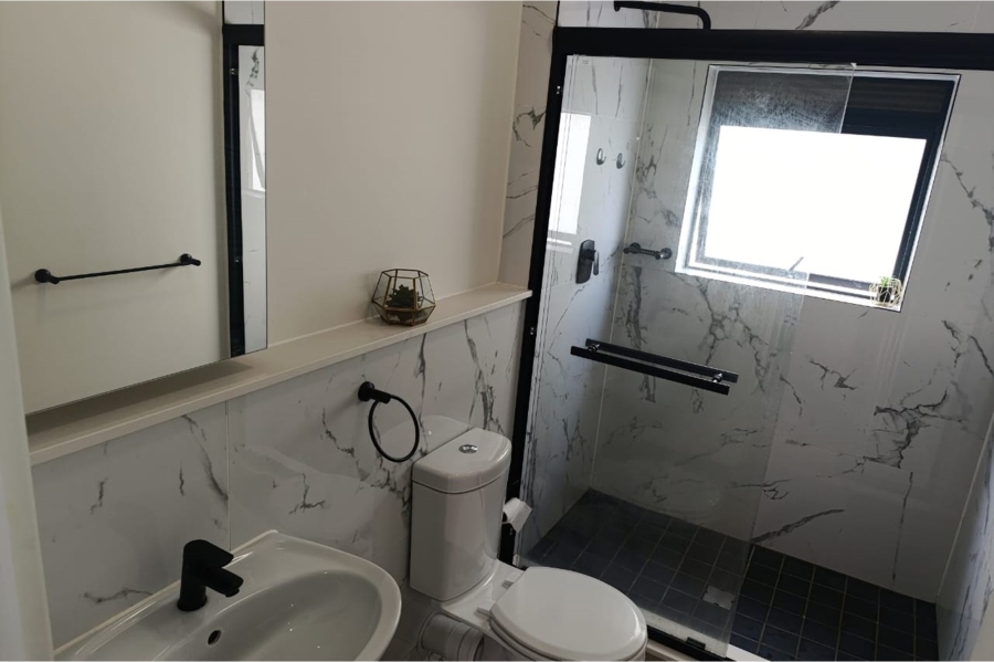 1 Bedroom Property for Sale in Sandown Western Cape